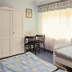 4 Bedroom Amazing In Дом отдыха *