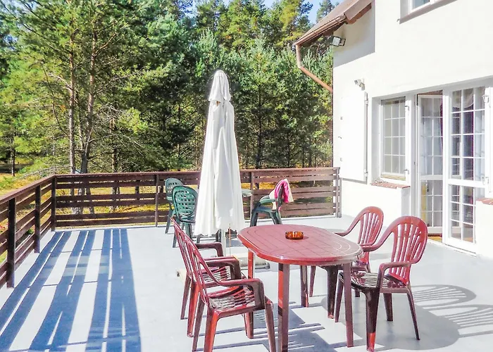 4 Bedroom In Semesterbostad Dziemiany